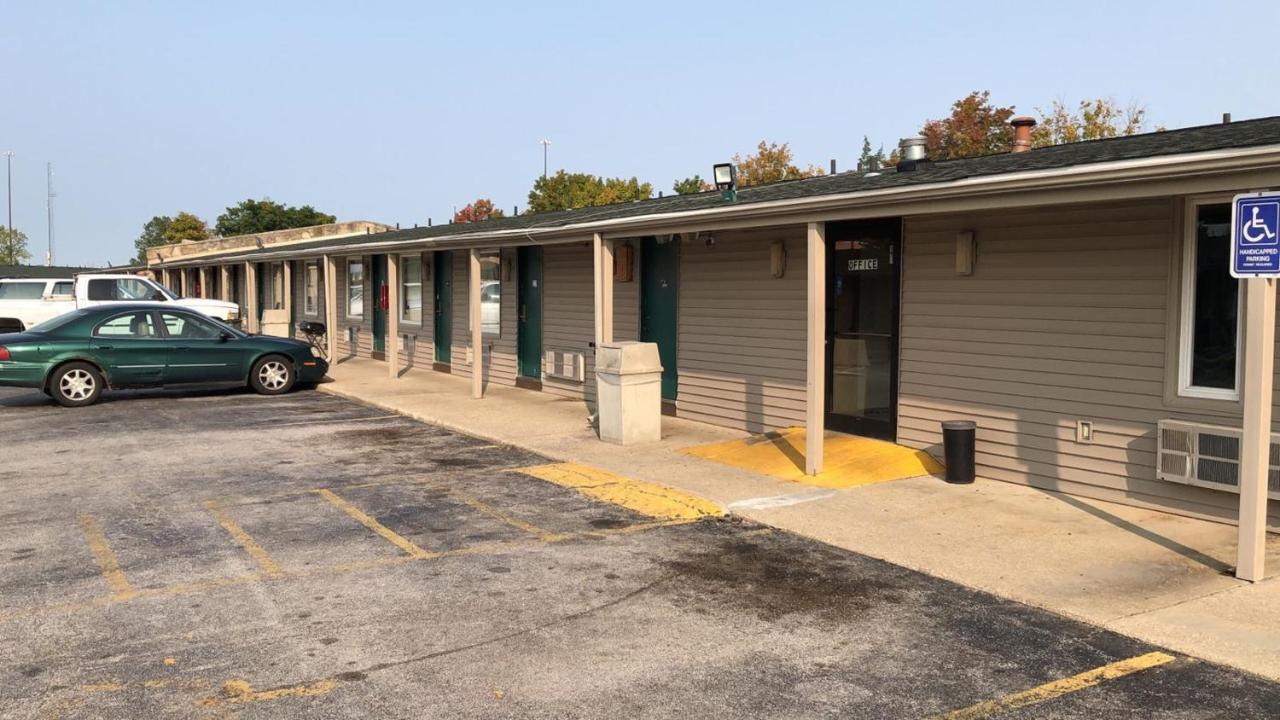 Fairbridge Inn Express Merrillville Bagian luar foto